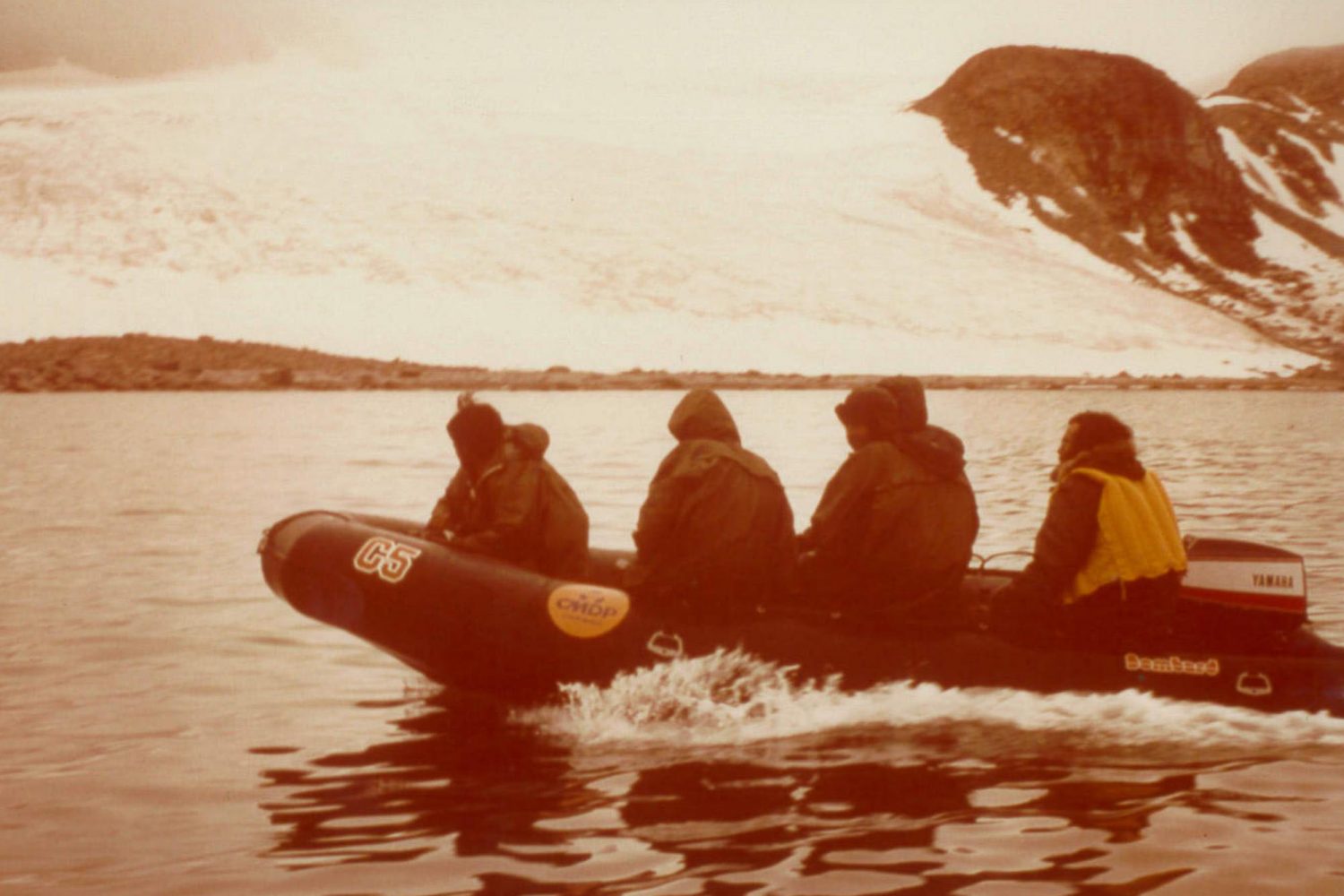 ThrowbackThursday_Bombard_GREA_Svalbard_IleSpitzberg_1978_4